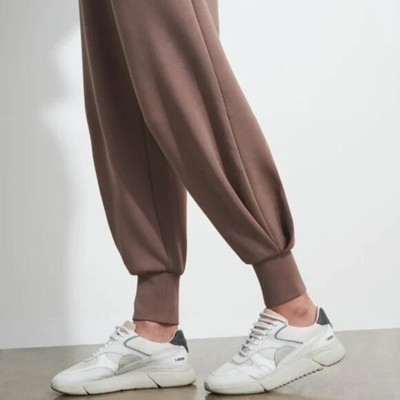 Varley The Relaxed Pant 25" NWT - Picture 3 of 11